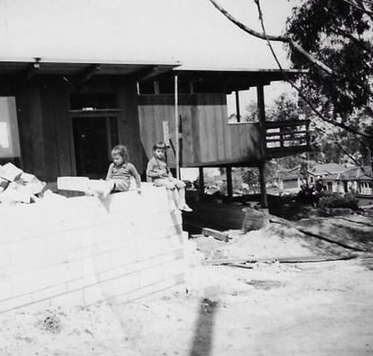 Children at the construction site, March 1955
